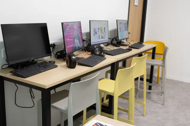Éducation à l’information et la démocratie