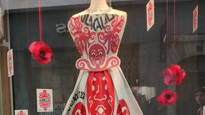 Détournement de l'affiche du festival d'Aurillac